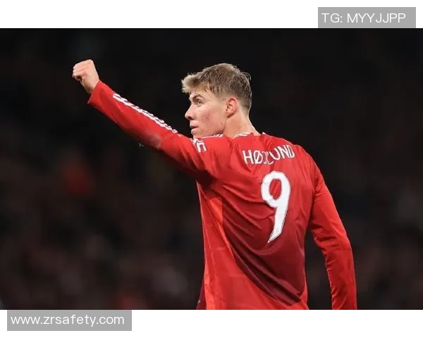 巴黎圣日耳曼签下尤文图斯前锋确定迎来重启三叉戟时代！