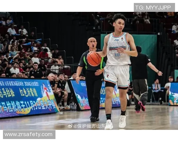 山东高速发布新球衣,引发球迷热烈讨论 山东高速发布新球衣,引发球迷热烈讨论